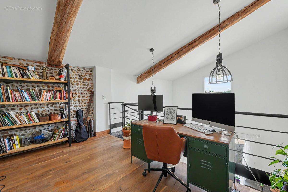 Maison à BESSENS