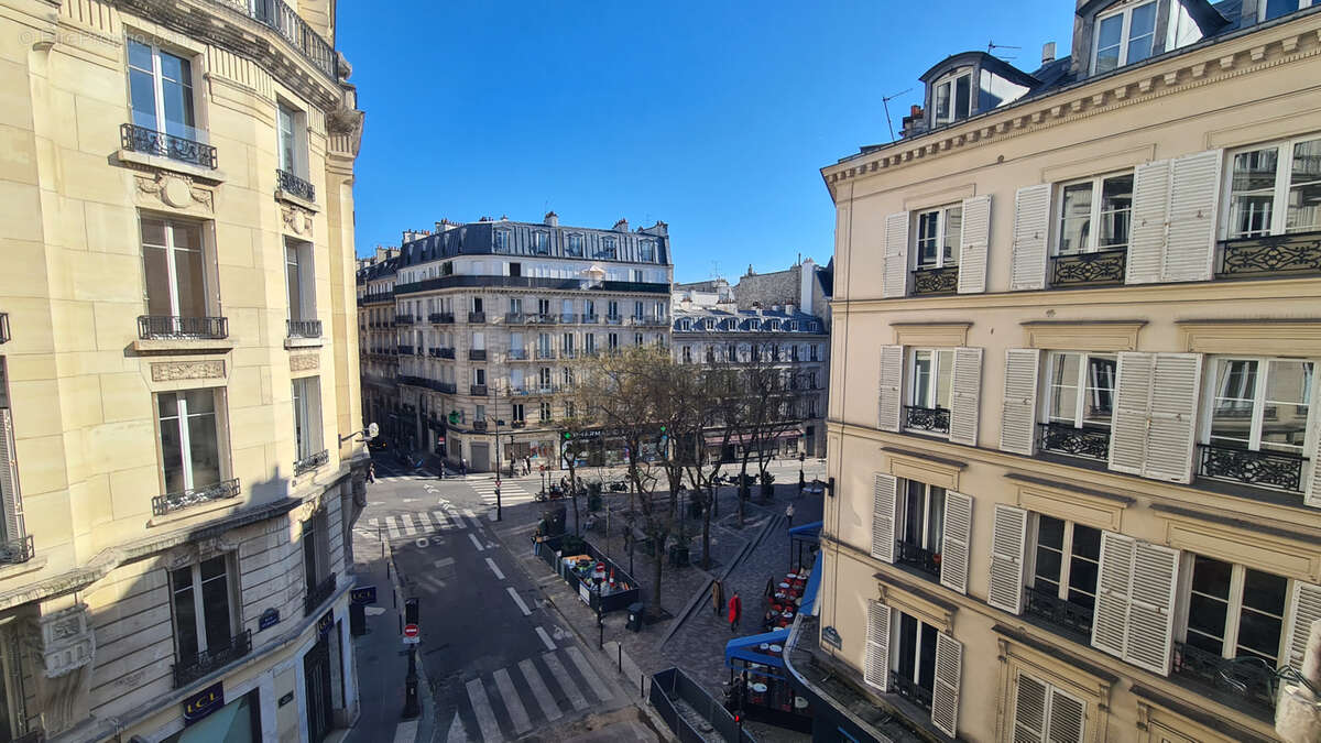 Appartement à PARIS-9E