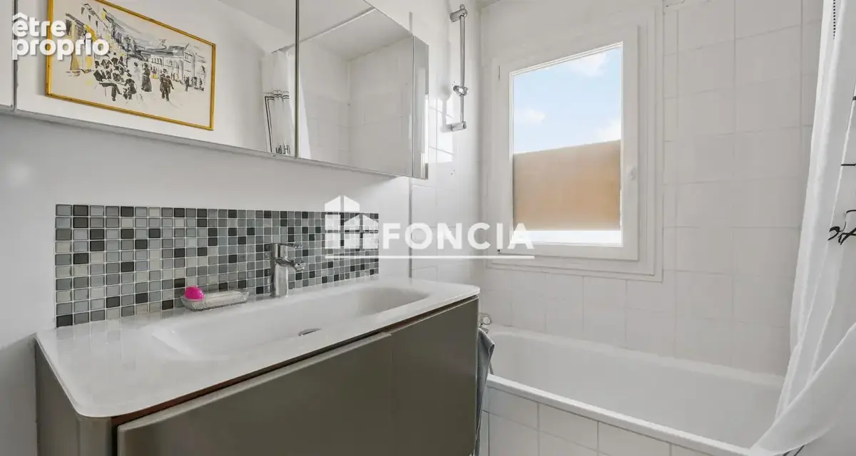 MONTGERON : 5 pièces avec balcon à deux pas de la gare - photo 4