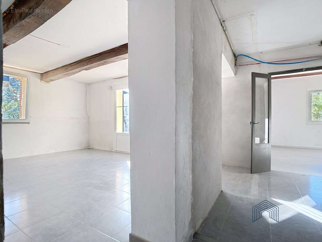 Maison à SAINT-SULPICE