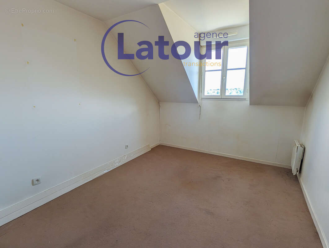 Appartement à HOUDAN