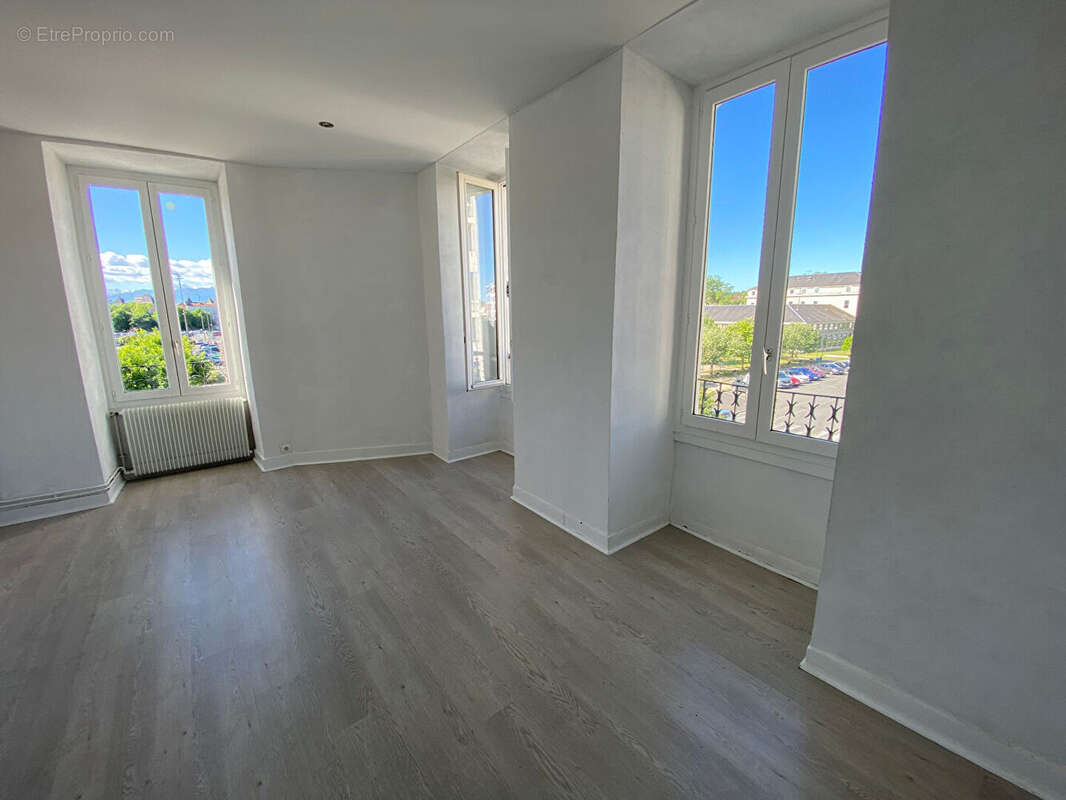 Appartement à PAU