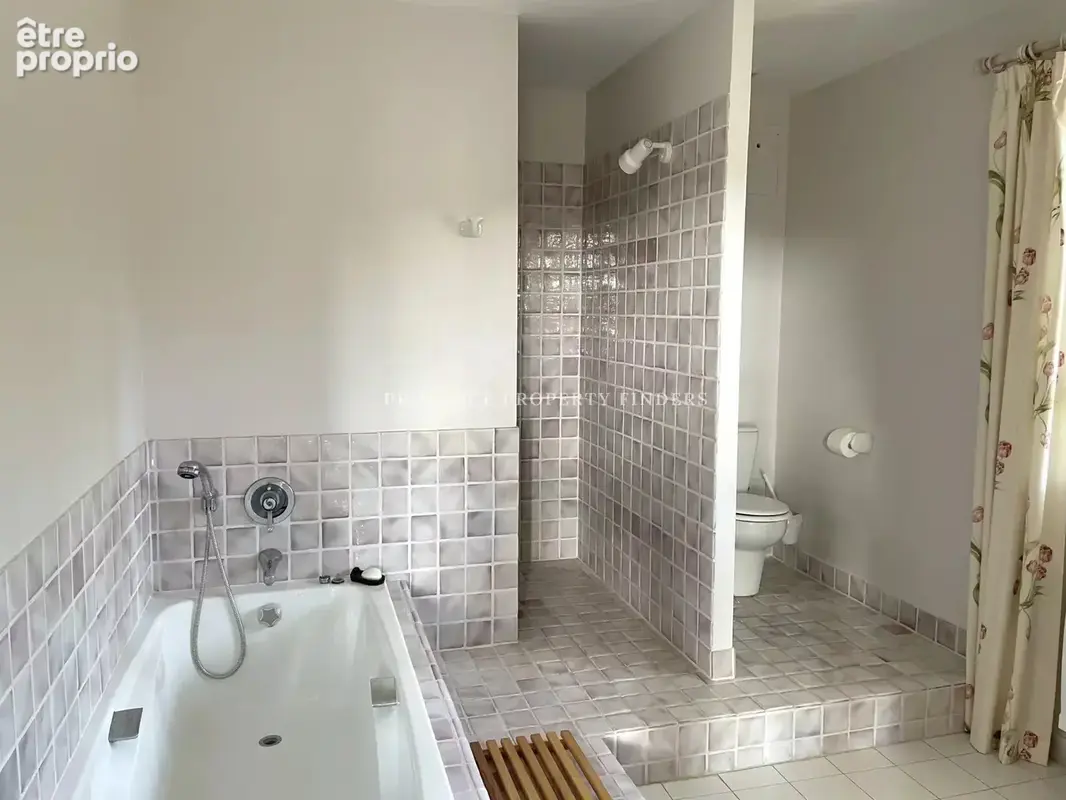 Charmante villa avec beau terrain. - photo 21
