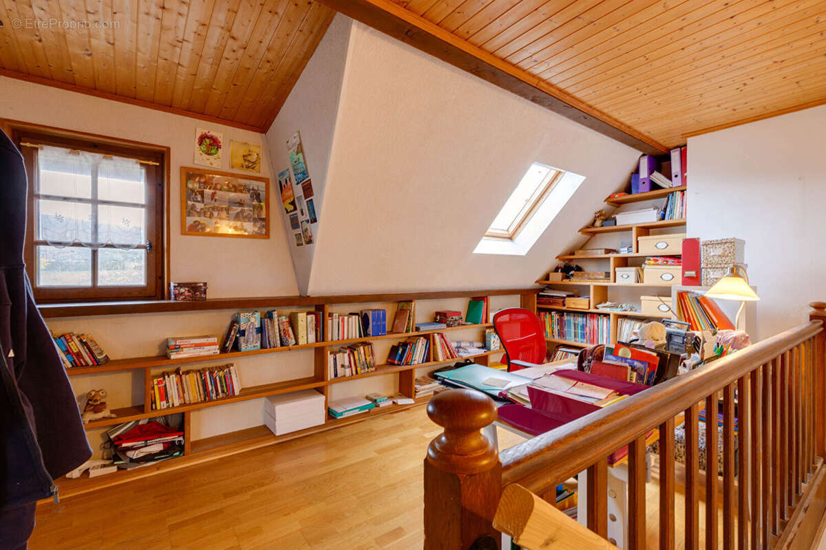 Maison à PERRIGNIER