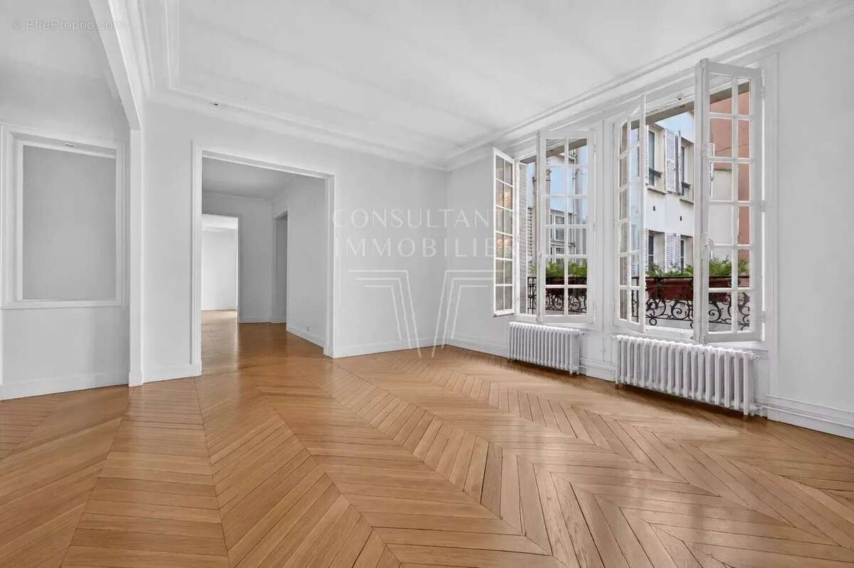 Appartement à PARIS-6E