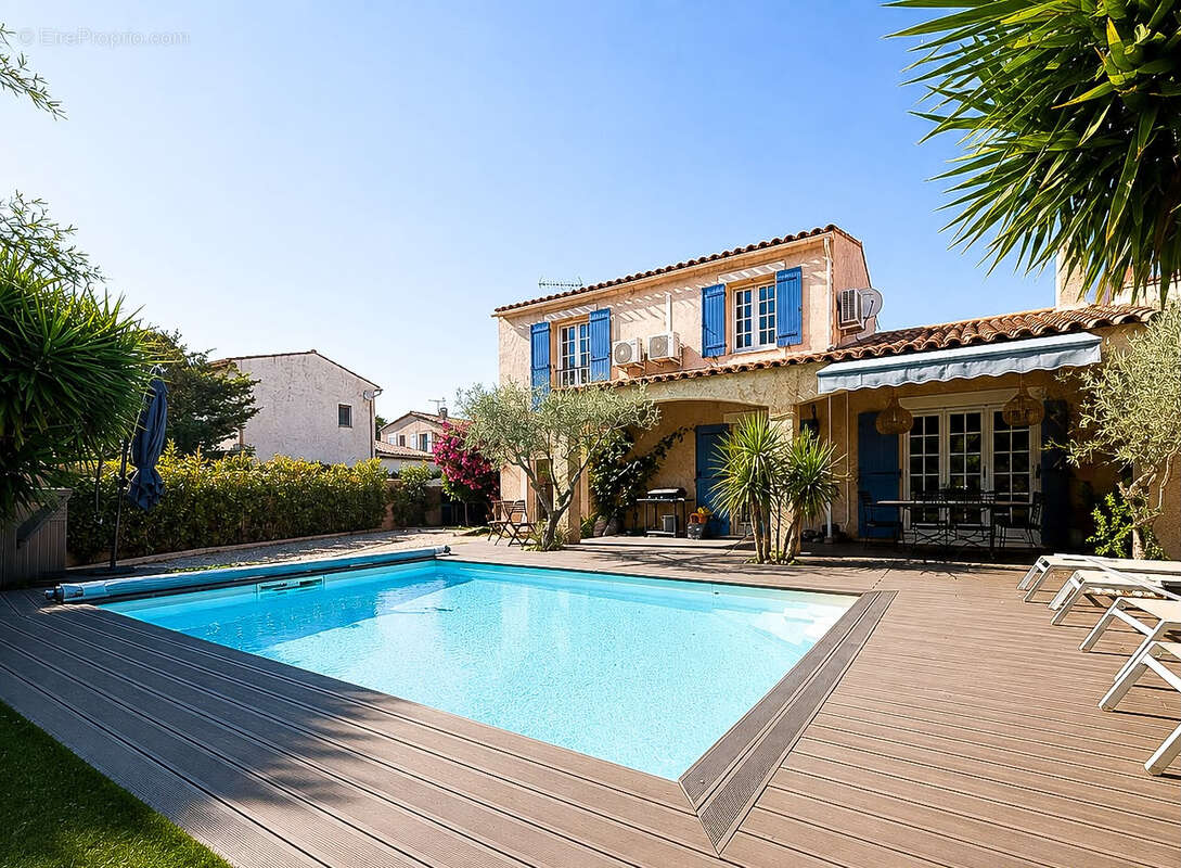 Le Pradet : Maison T5 avec piscine - photo 2