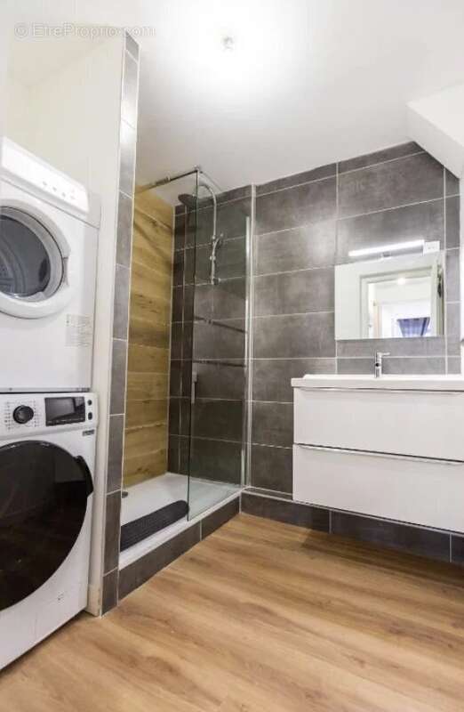 Appartement à MARSEILLE-3E