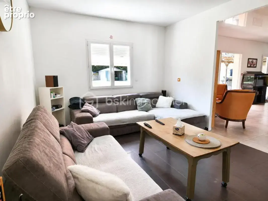 Maison contemporaine de plain-pied – 209 m² – 6 chambres – Plancher chauffant rafraîchissant – DPE A - photo 15