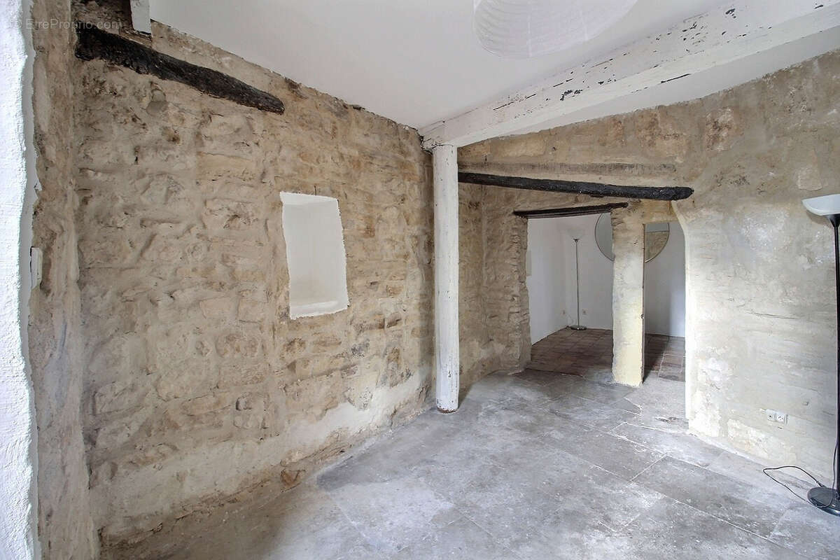 Maison à SAINT-MARTIN-DE-LONDRES