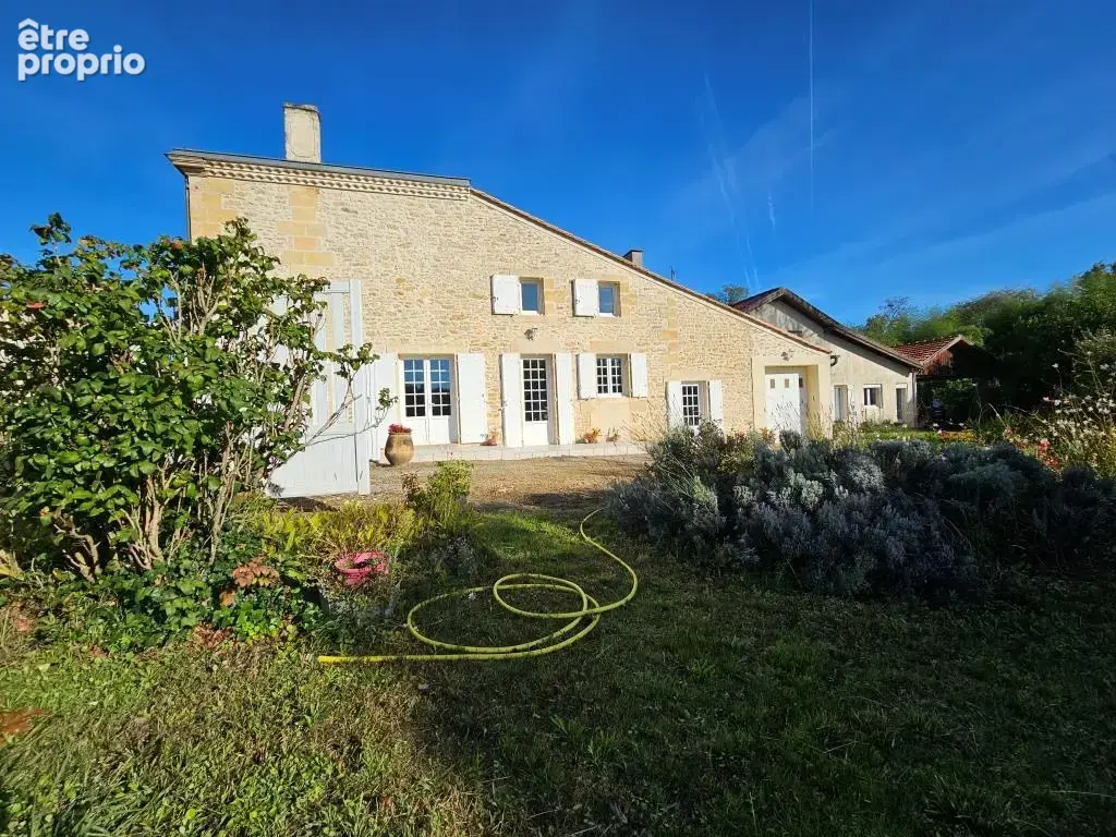 Photo Maison à Eyrans au prix de 249 948€