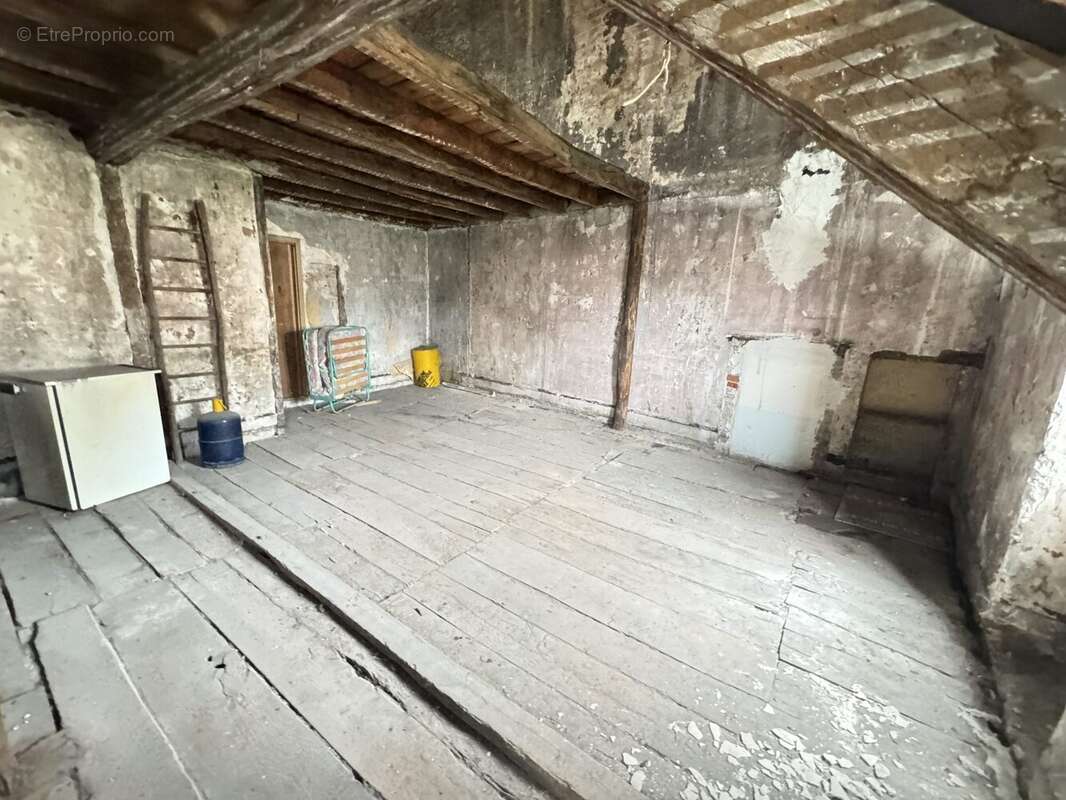 Appartement à MONTLUCON