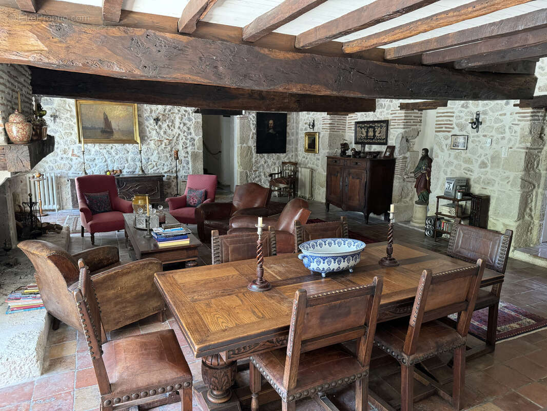 Maison à CASTELJALOUX