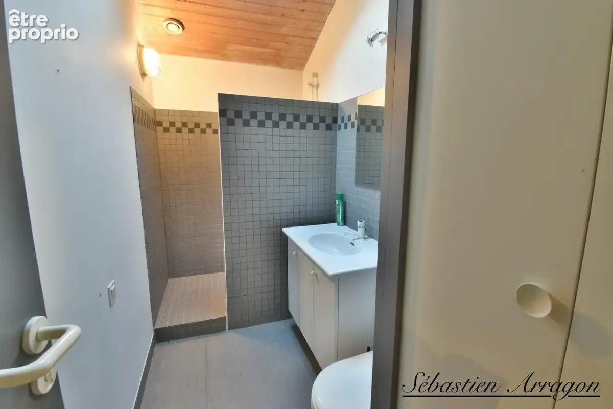 Maison de maître du XIXᵉ siècle à Villeneuve-sur-Lot – 460 m² – Parc de 8 300 m² – Piscine – Centre-ville à pied - photo 34