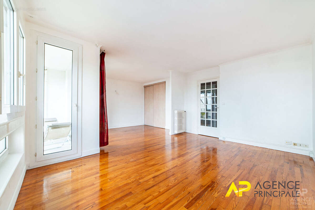 Appartement à RUEIL-MALMAISON