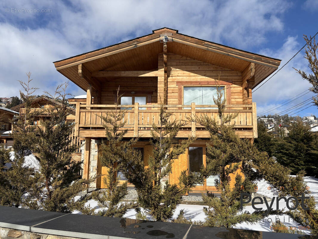 Maison à FONT-ROMEU-ODEILLO-VIA