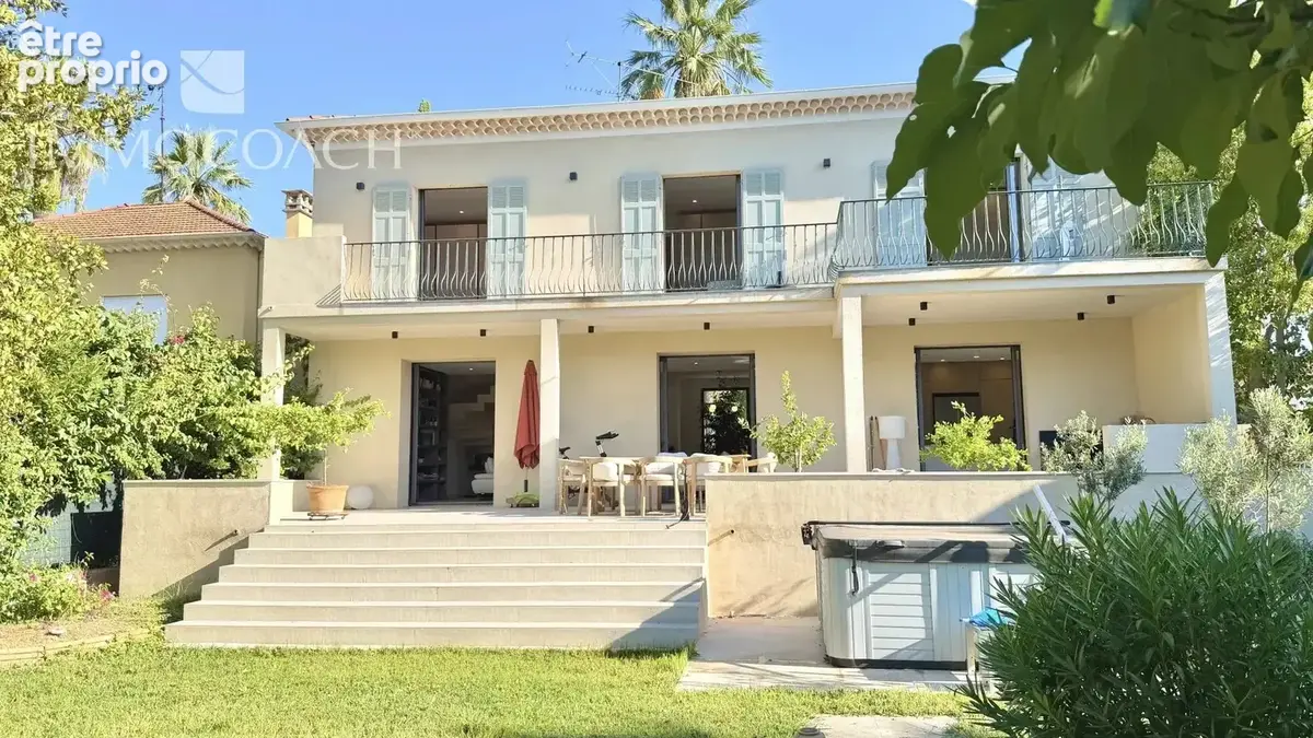 Très belle maison proche des commerces à Hyères - photo 13