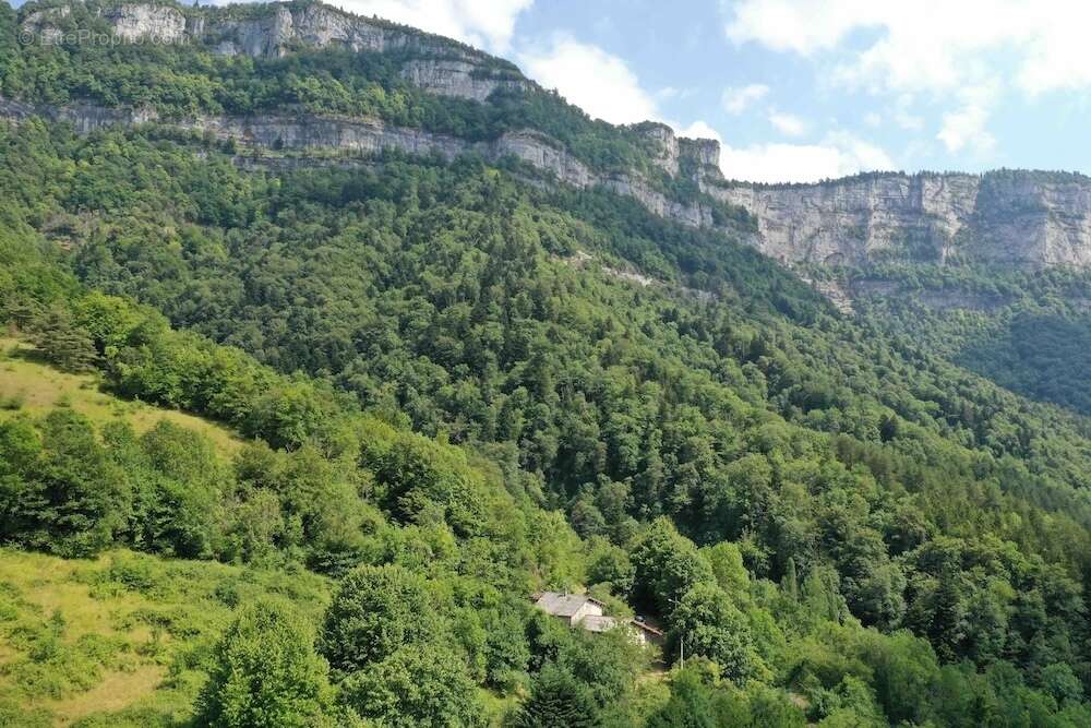 Ancienne ferme nichée au cœur du Cirque de Combe Laval - photo 8
