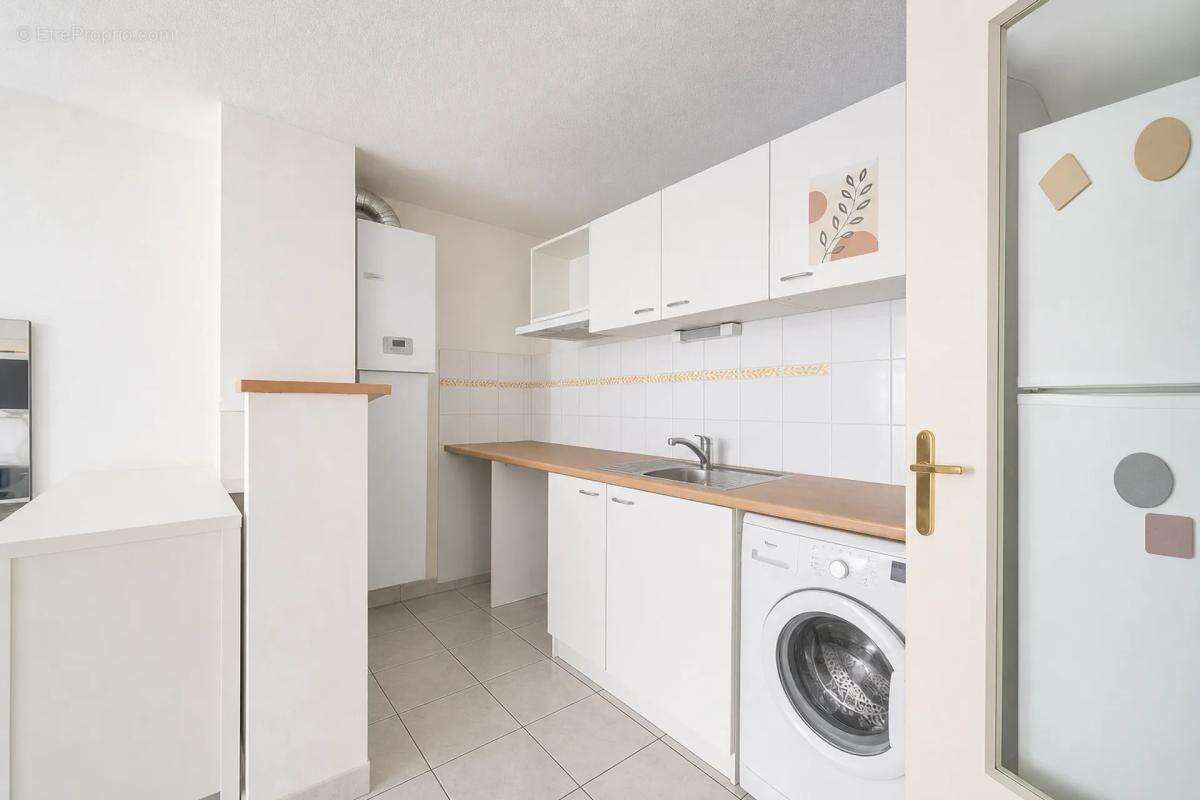 Appartement 3 pièces avec grande terrasse- Port Marianne - photo 4