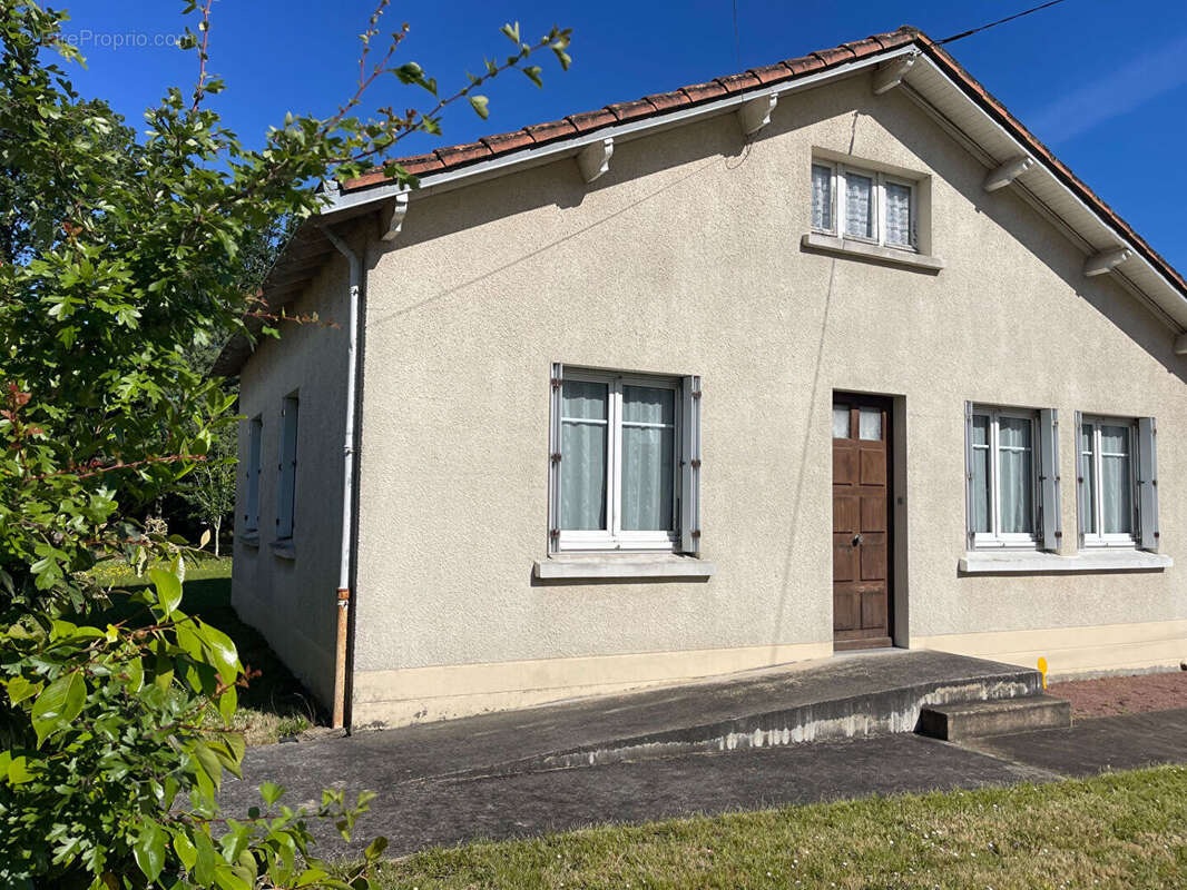 Maison à HAUTE-GOULAINE