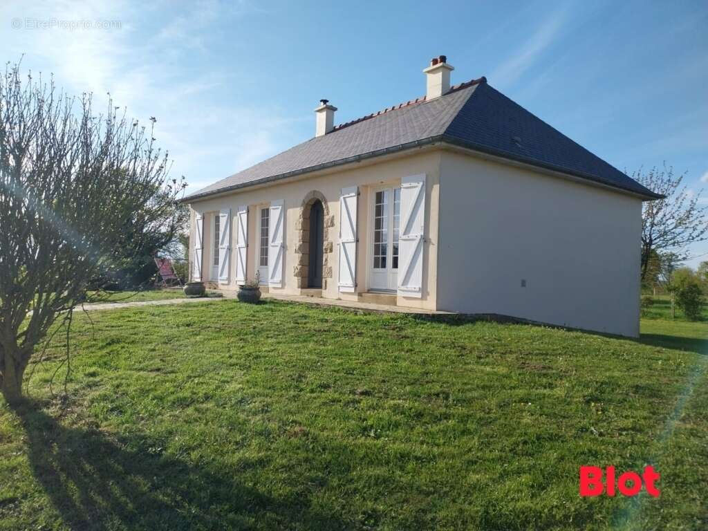 Maison à SAINT-M'HERVE