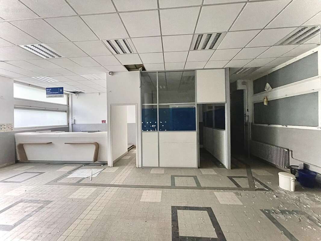 Commerce à MONTROUGE