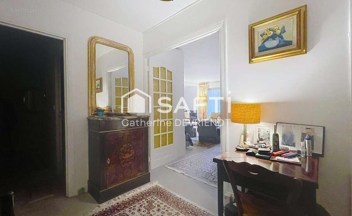Photo 6 - Appartement à VERSAILLES