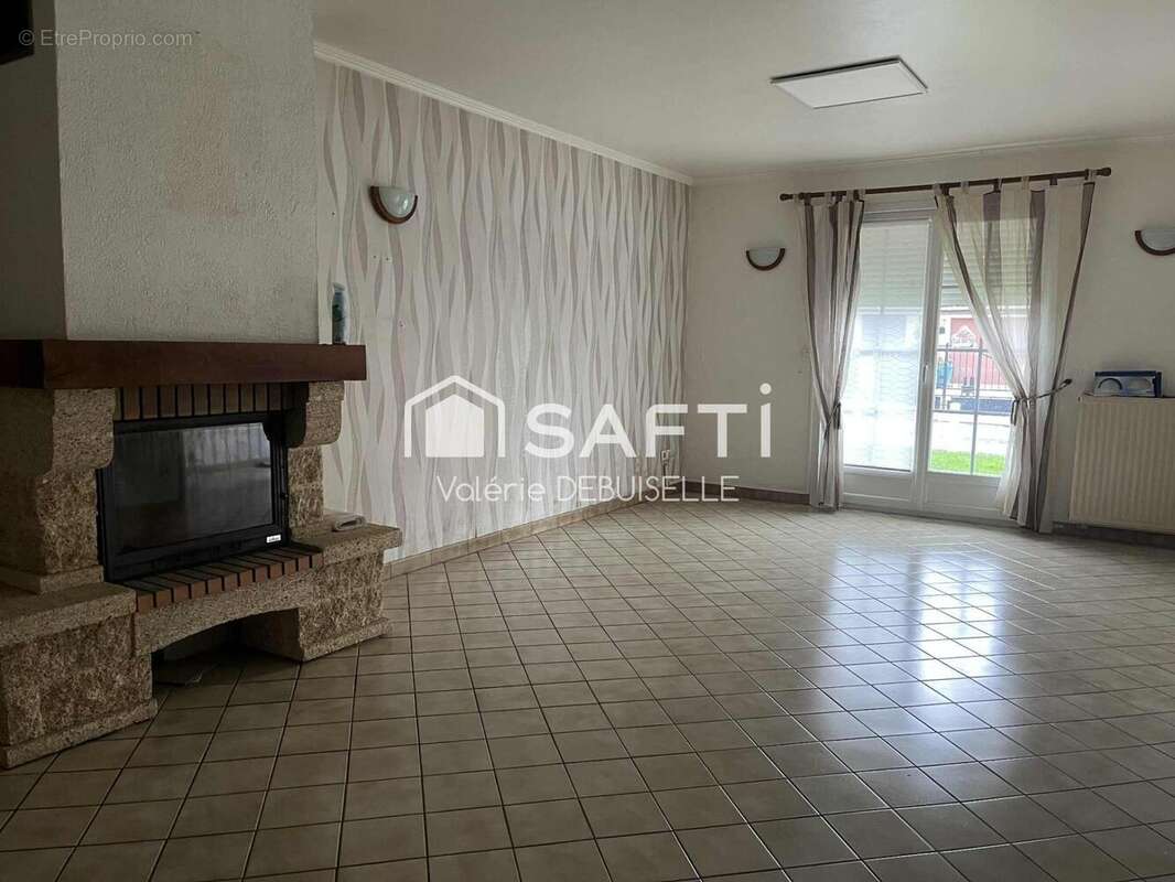 Photo 2 - Maison à BRUAY-LA-BUISSIERE