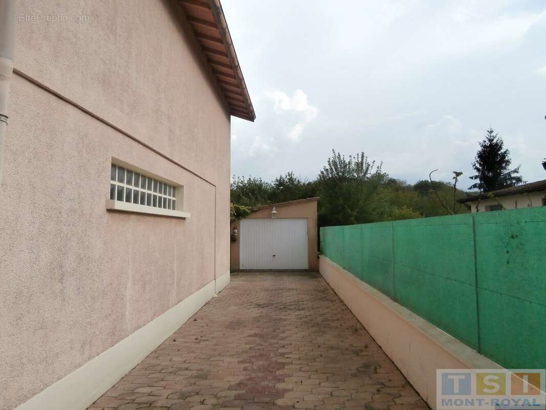 Maison à GOURDAN-POLIGNAN