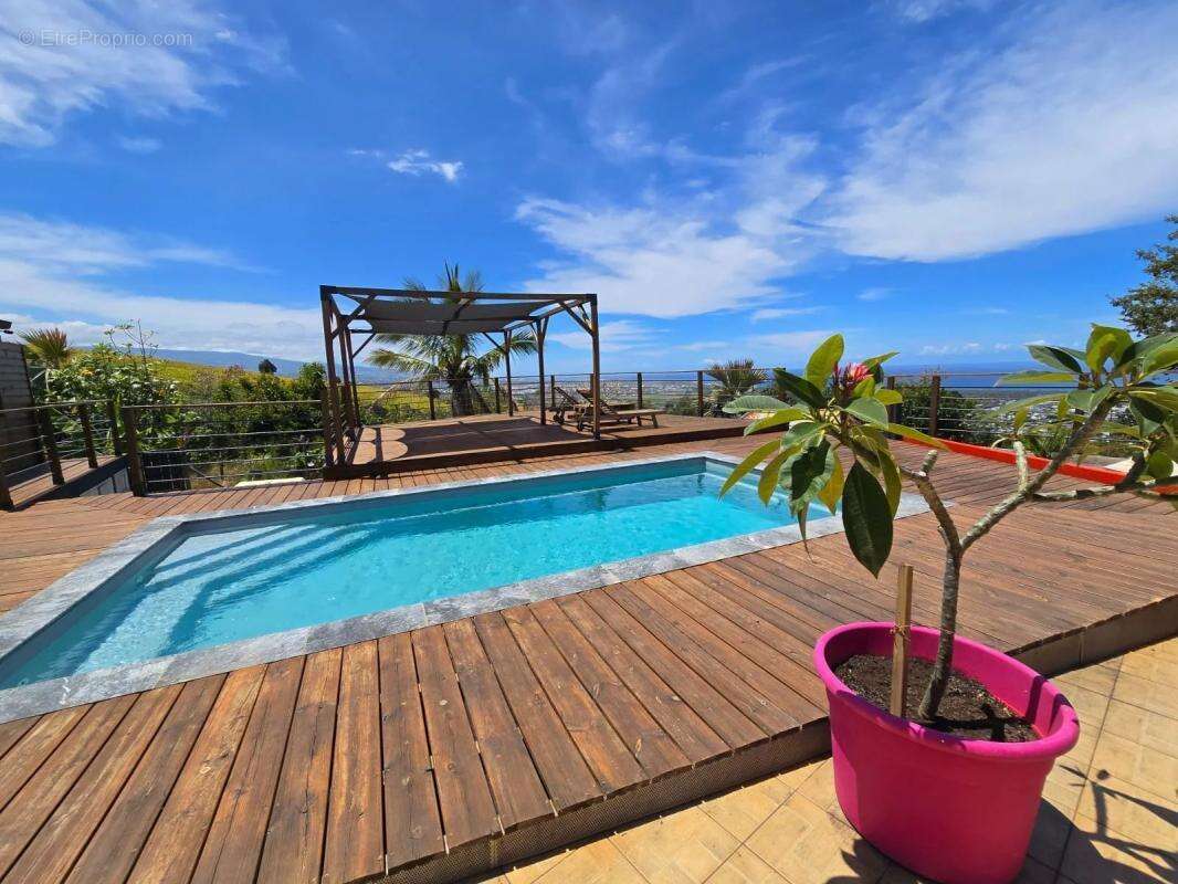 Maison à L&#039;ETANG-SALE