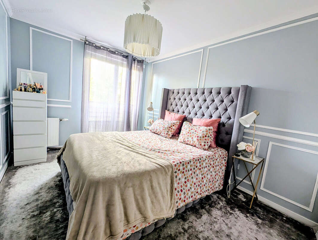 Appartement à ROSNY-SOUS-BOIS