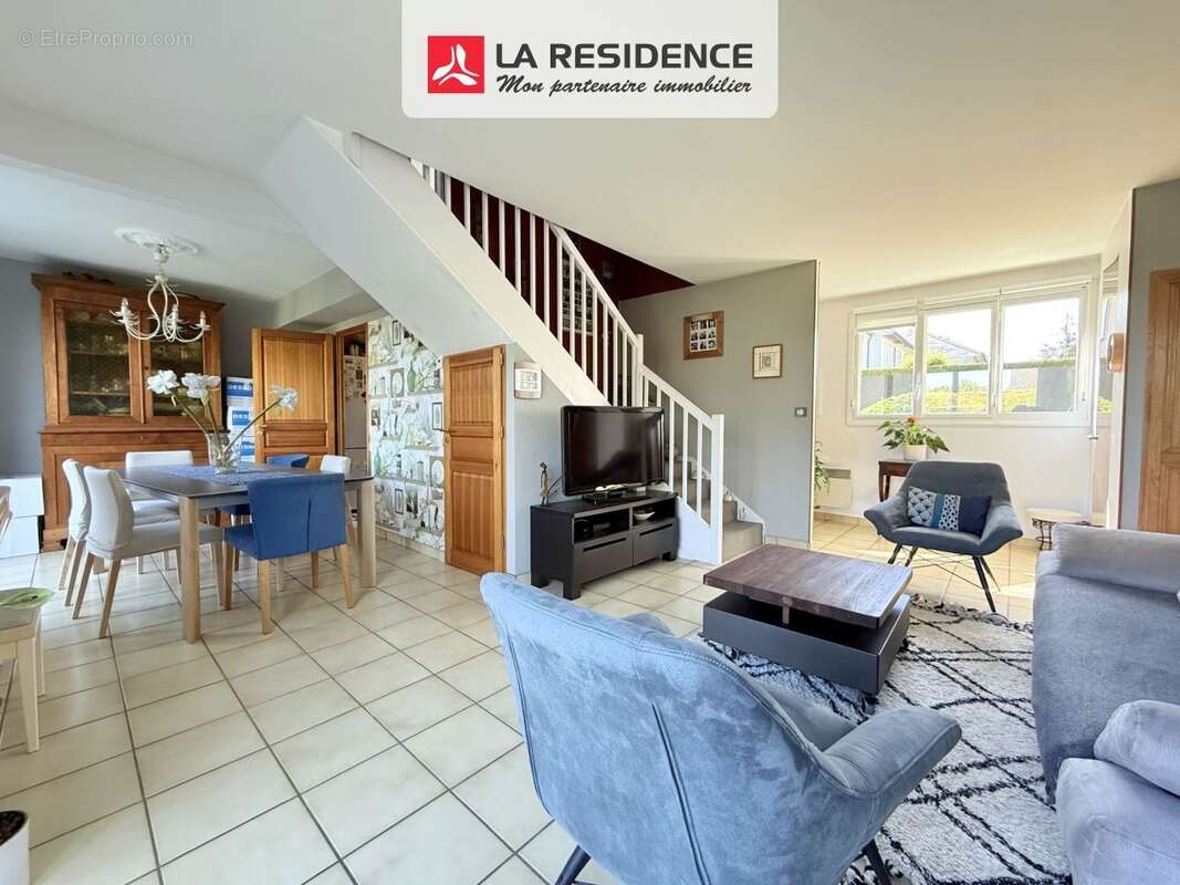 Maison à LES LOGES-EN-JOSAS