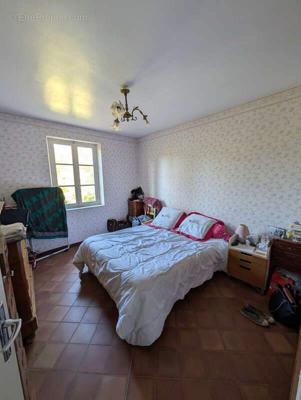 maison de 125 m2 à Grambois, cadre idyllique - photo 2