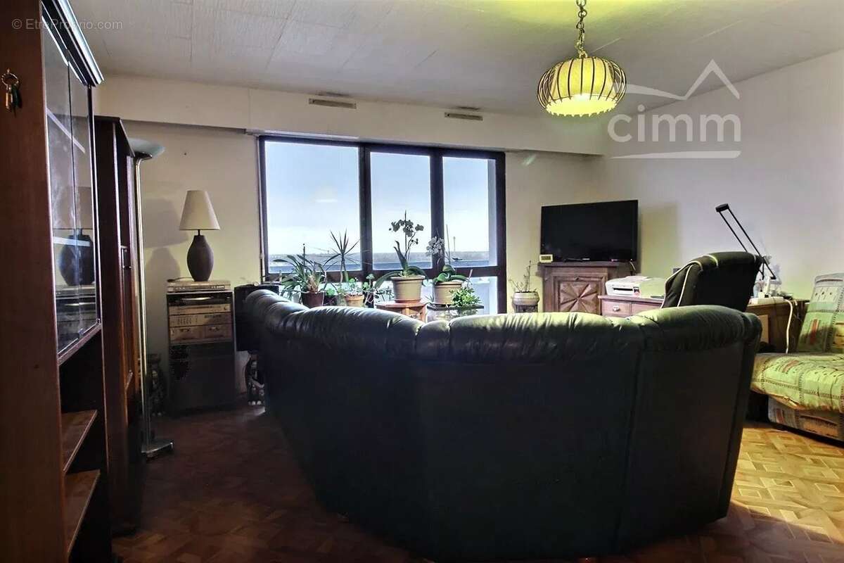 Appartement à JOUE-LES-TOURS