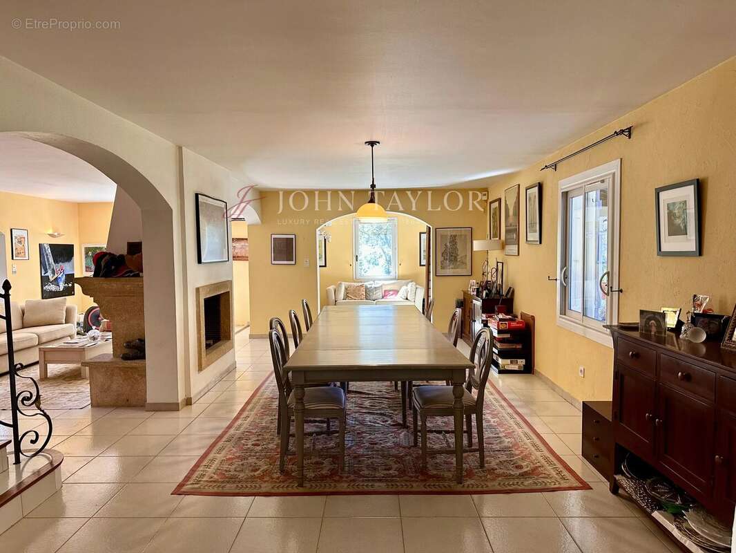 Maison à CHEVAL-BLANC