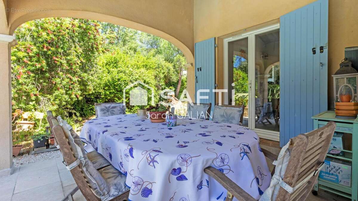 Photo 4 - Maison à ROQUEBRUNE-SUR-ARGENS
