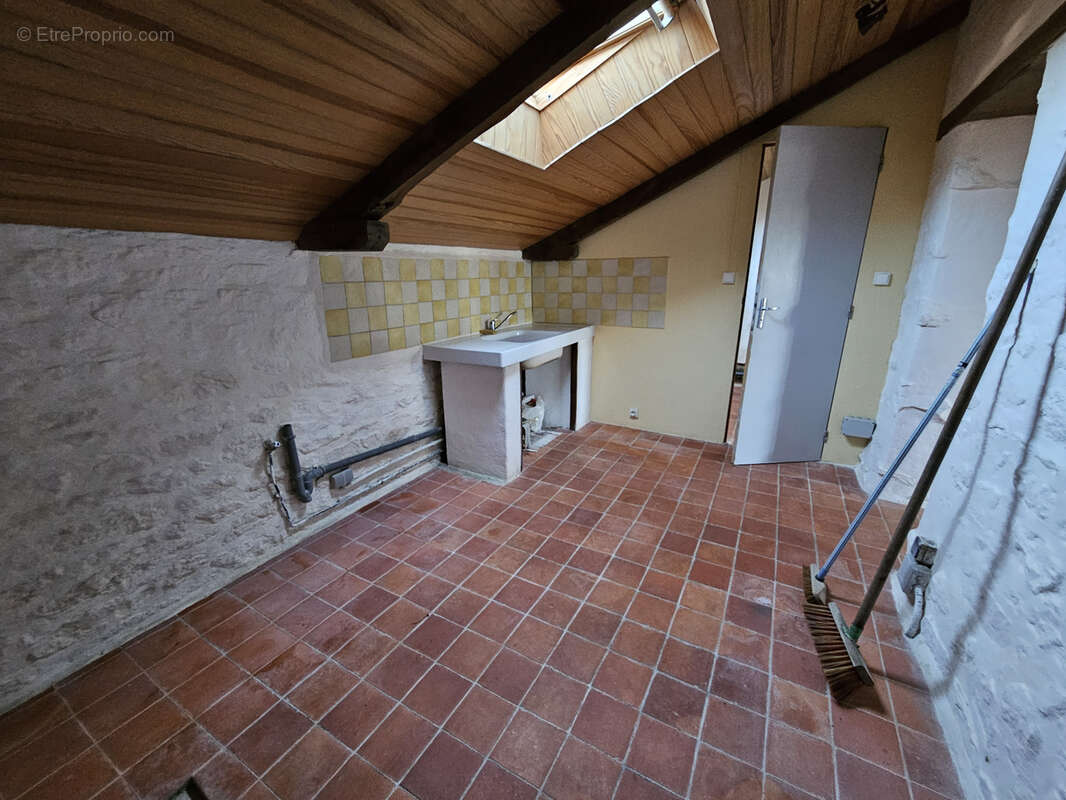 Maison à CLEGUEREC