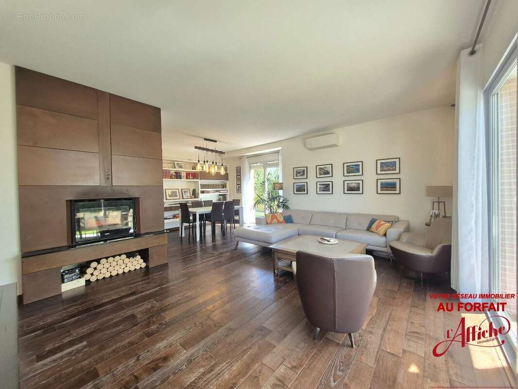 Maison 151 m² à Aucamville  - photo 3