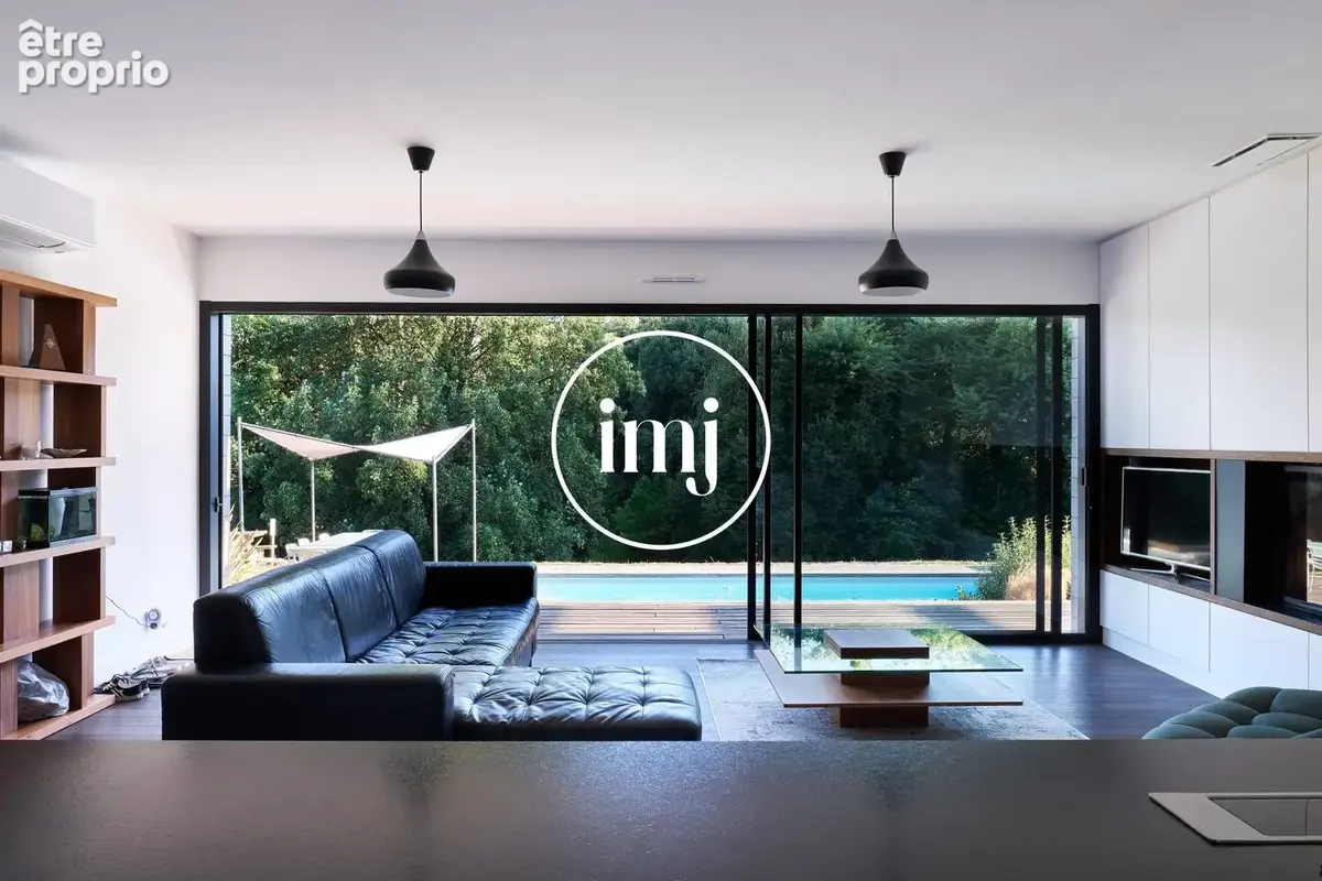 Maison 176 m² à Saint-Yrieix-La-Perche  - photo 9