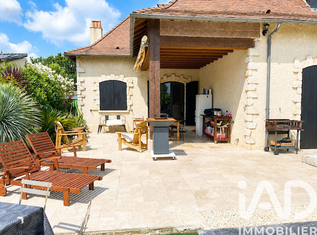 Photo 2 - Maison à CARBON-BLANC