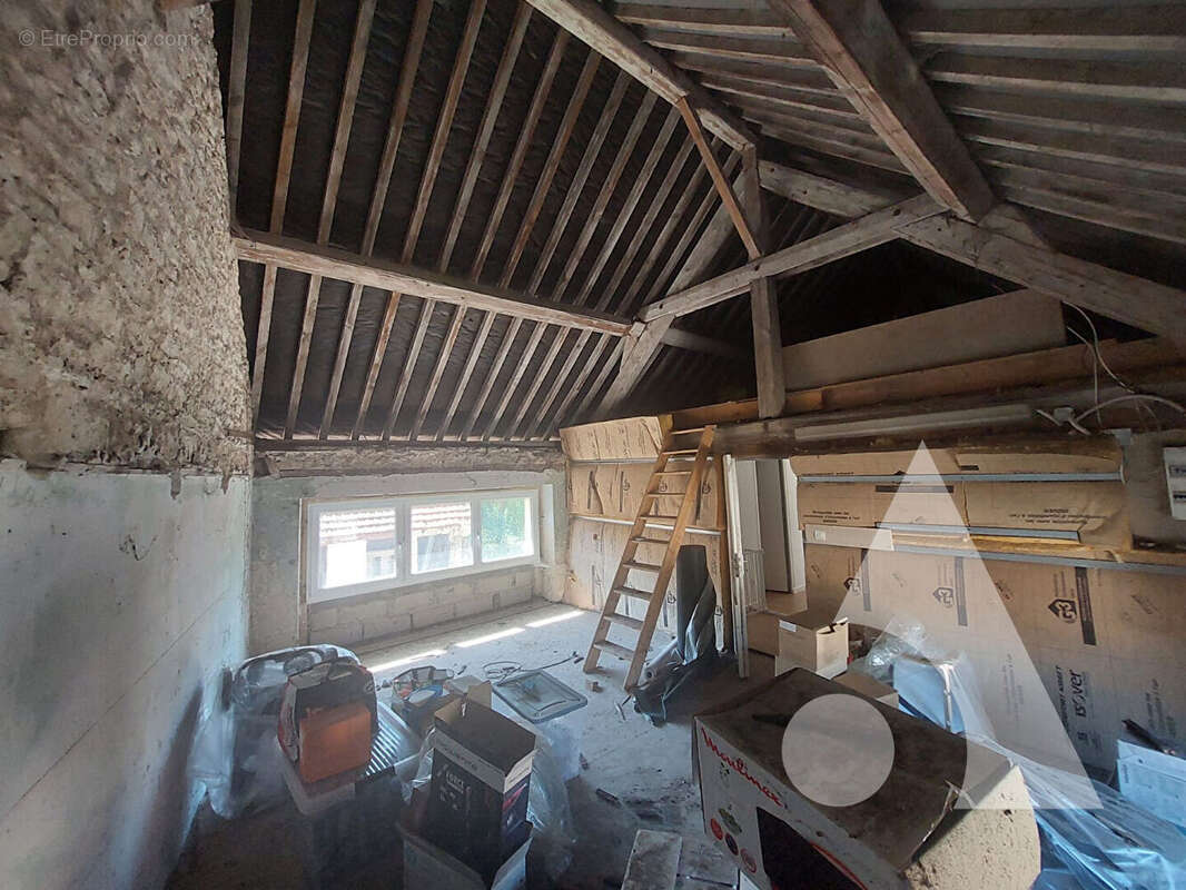 Maison à CREPY-EN-VALOIS