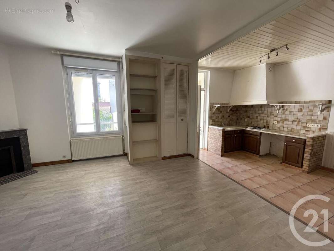 Maison à SAINT-GEORGES-DE-DIDONNE