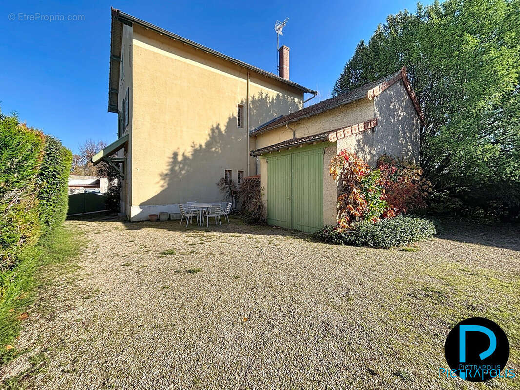 Maison à VONNAS