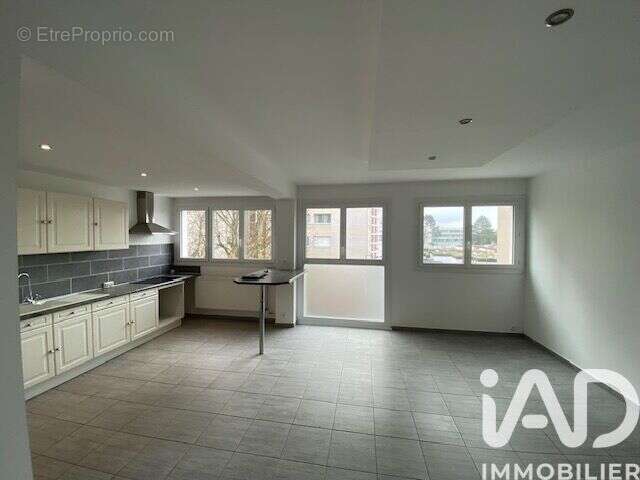 Photo 2 - Appartement à HEROUVILLE-SAINT-CLAIR