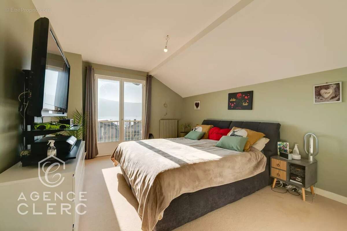 Maison à VEYRIER-DU-LAC