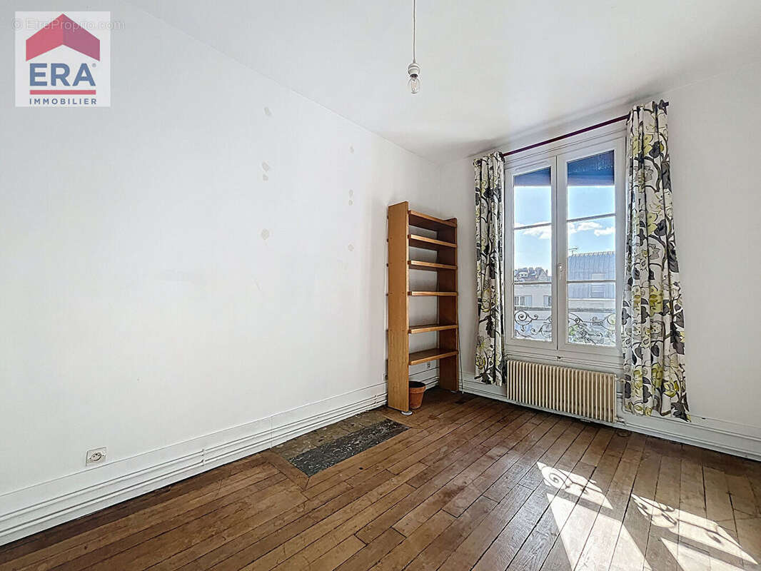 Appartement à IVRY-SUR-SEINE