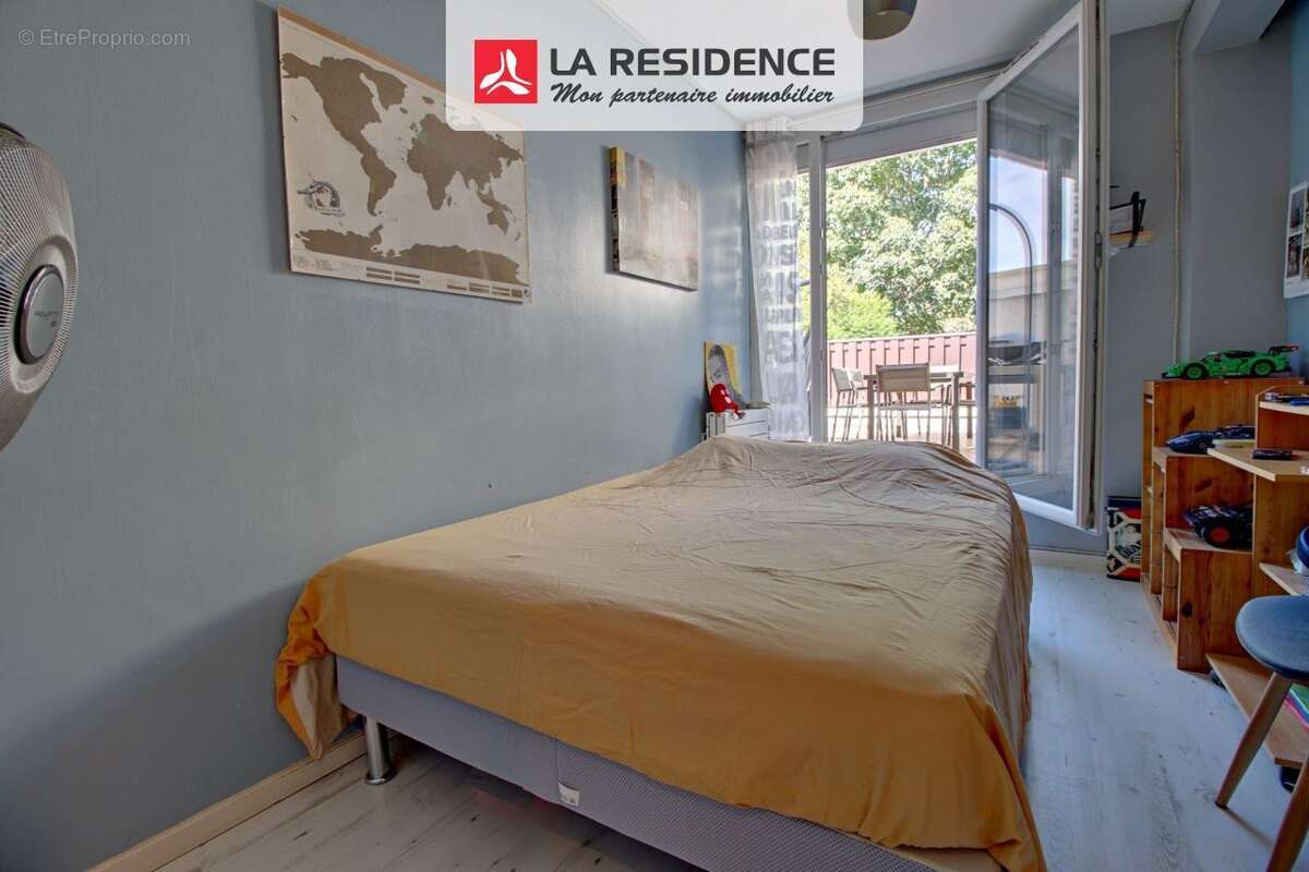 Appartement 90 m² à Cergy  - photo 9