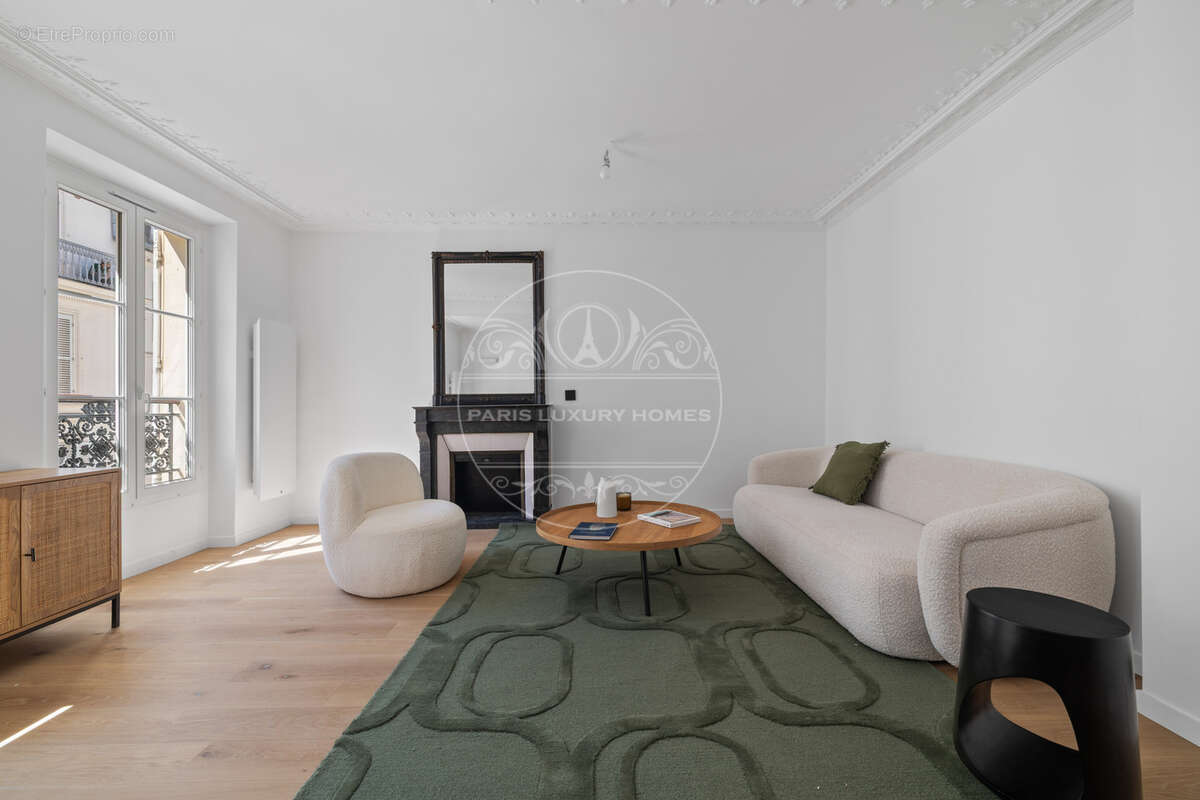 Appartement à PARIS-6E