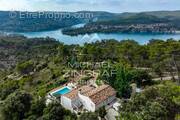 Maison à ESPARRON-DE-VERDON