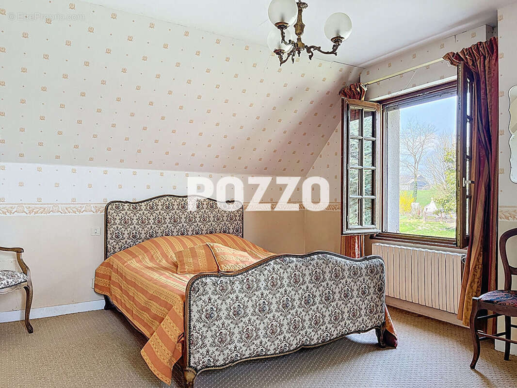 Maison Gavray Sur Sienne 6 pièces 108.5 m2 environ 4996m² de terrain - photo 7