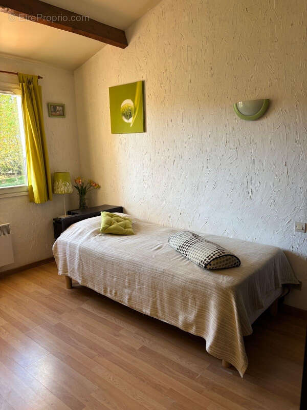 Autre à LA LONDE-LES-MAURES